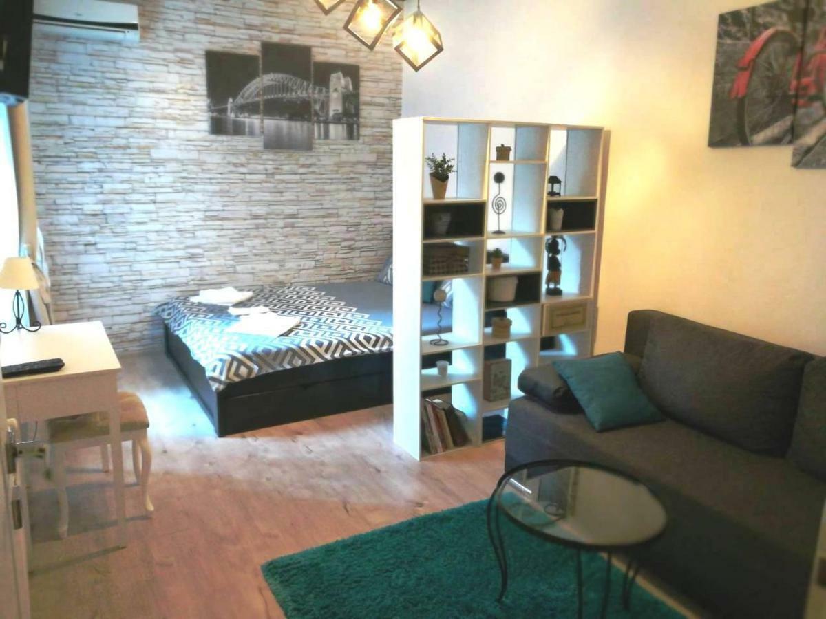 Saramala Apartment Belgrado Esterno foto