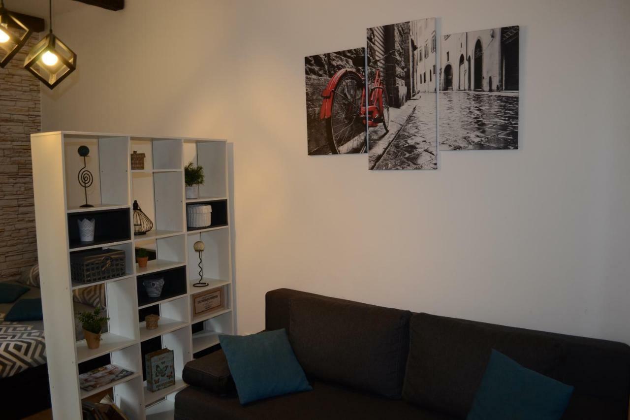 Saramala Apartment Belgrado Esterno foto